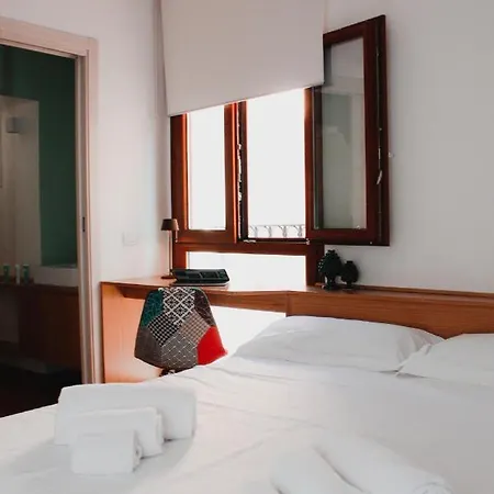 Awa Bordonaro 4* チェファル